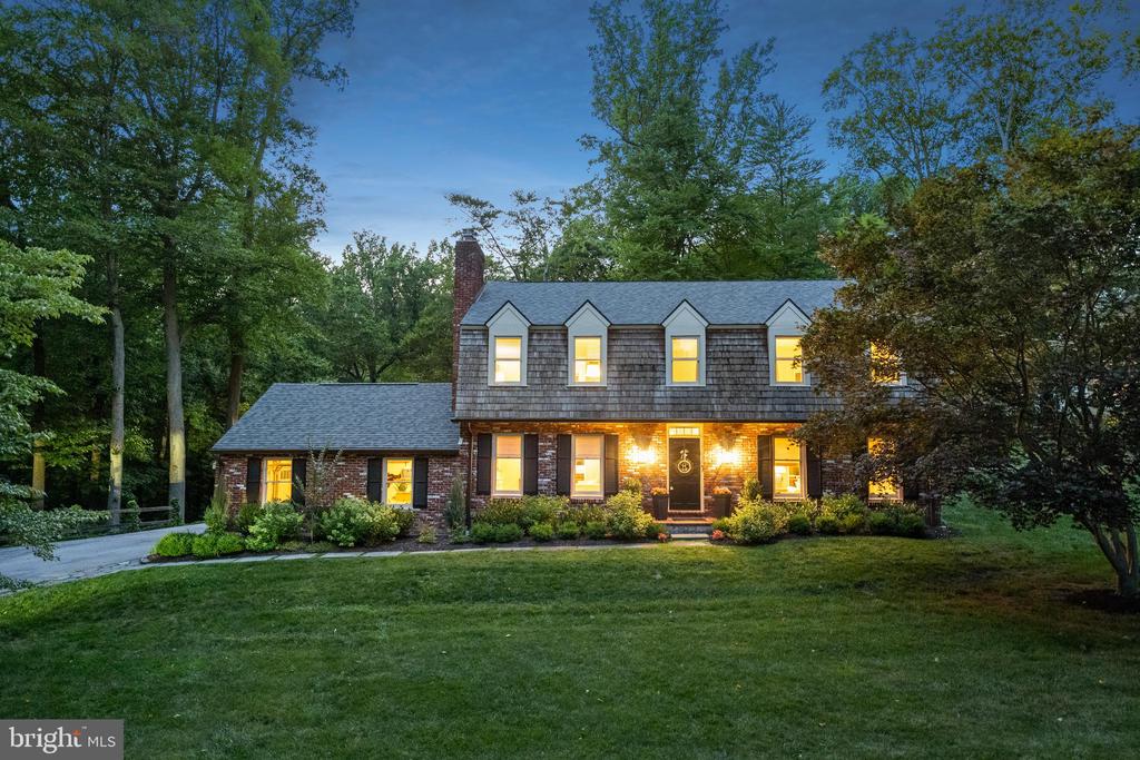 282 S ROBERTS ROAD
