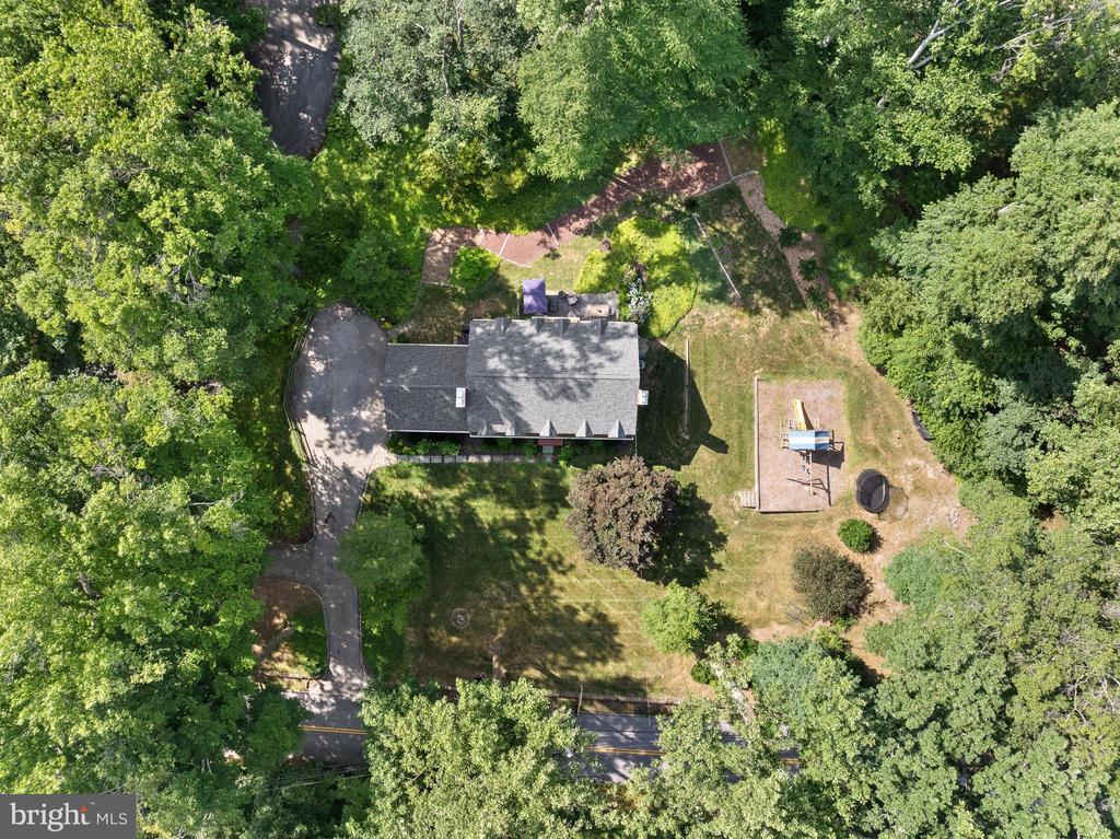 282 S ROBERTS ROAD