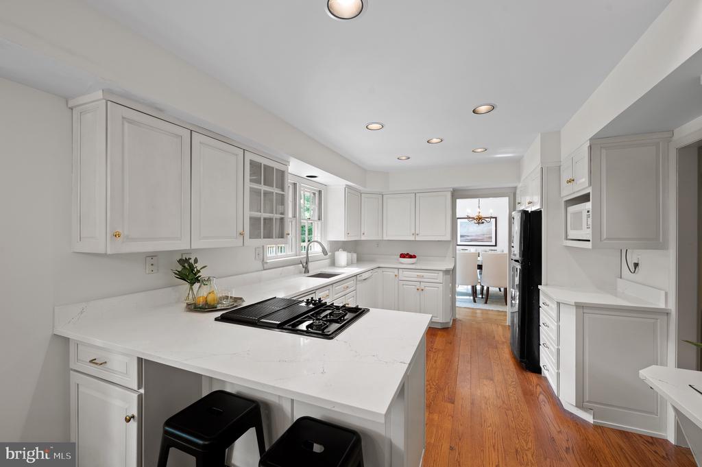 168 WOODED LANE