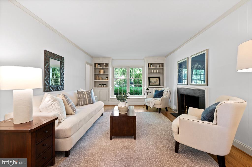 168 WOODED LANE