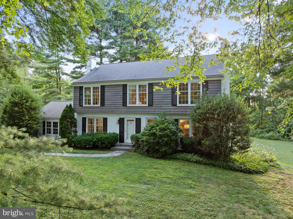 168 WOODED LANE