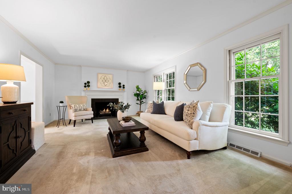 168 WOODED LANE