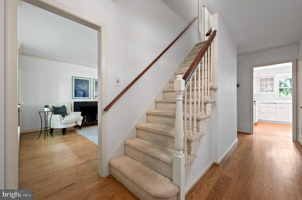 168 WOODED LANE