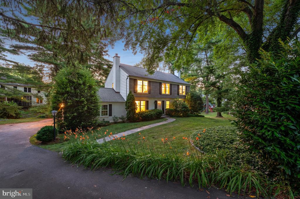 168 WOODED LANE