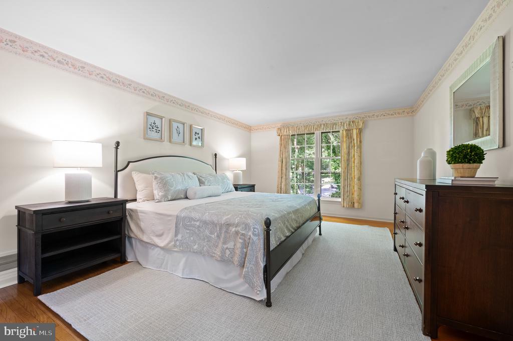 168 WOODED LANE