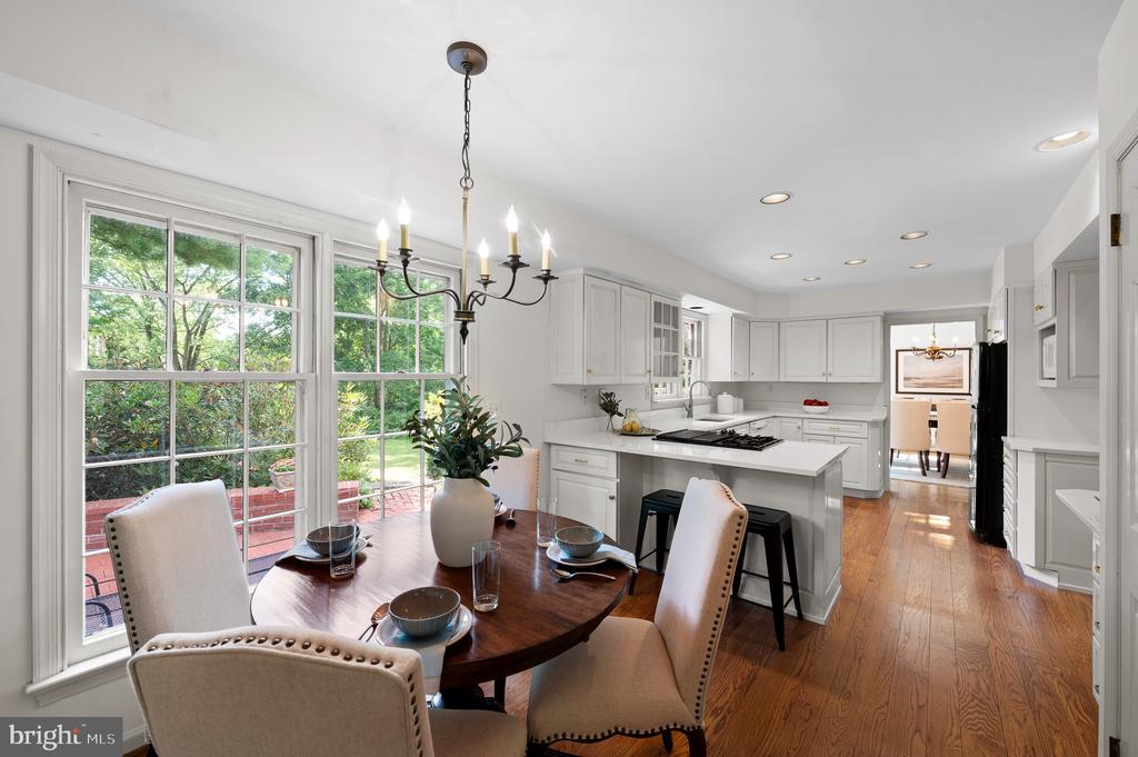 168 WOODED LANE