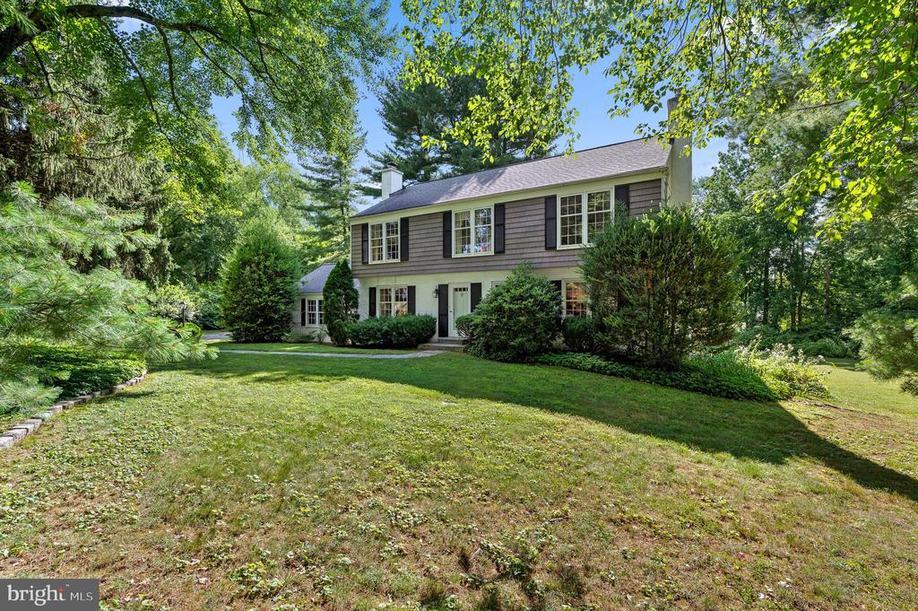 168 WOODED LANE
