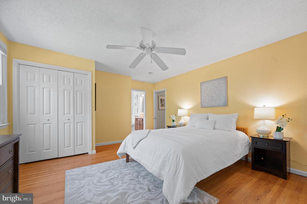 3654 WAYNESFIELD DRIVE