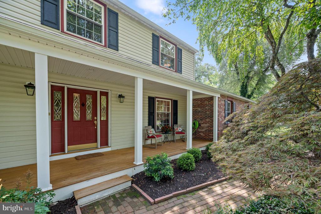 3654 WAYNESFIELD DRIVE