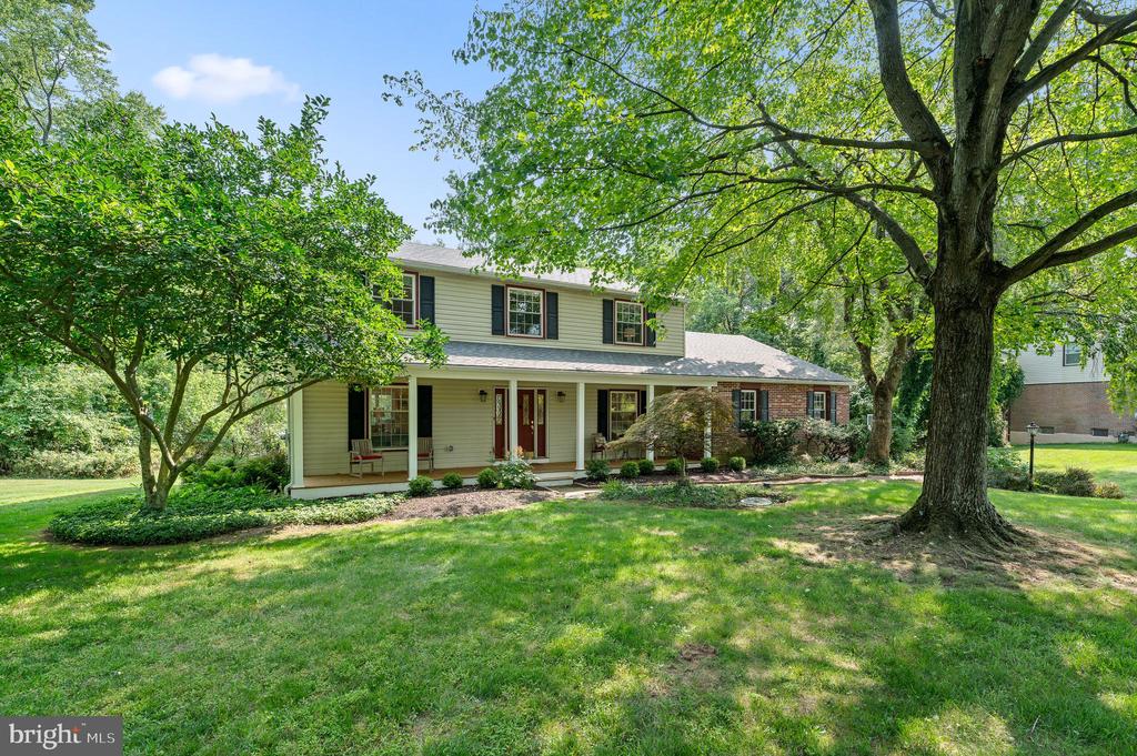 3654 WAYNESFIELD DRIVE