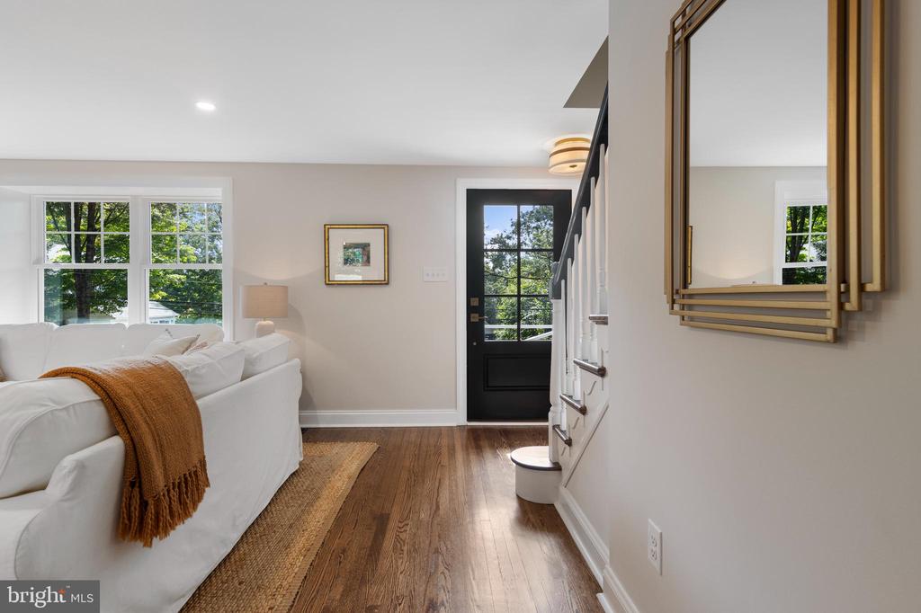 807 EAGLE ROAD