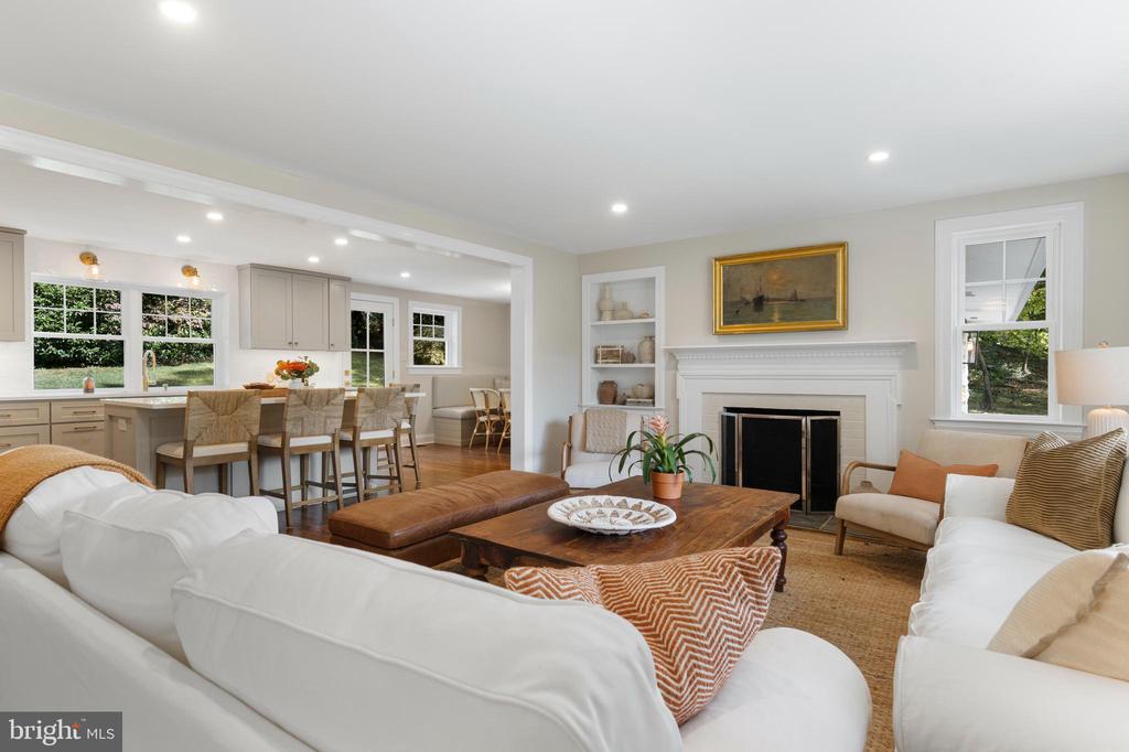 807 EAGLE ROAD