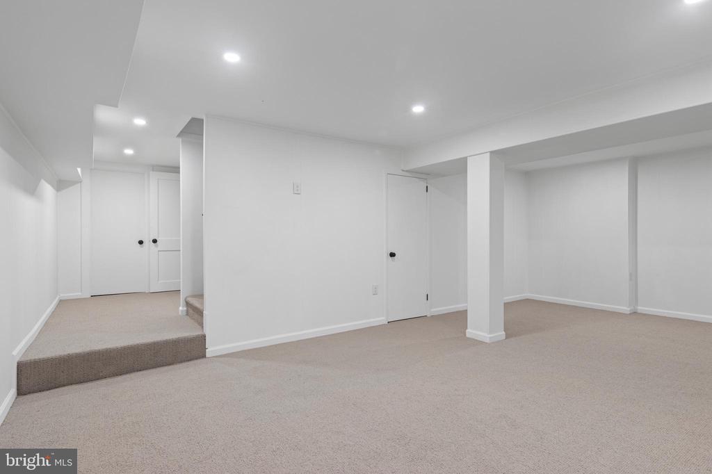 807 EAGLE ROAD