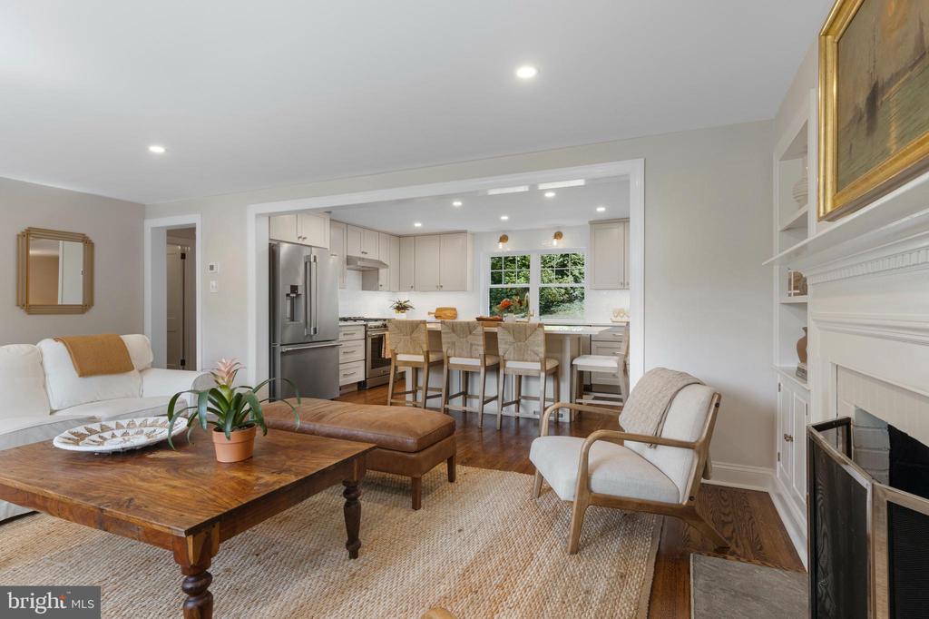 807 EAGLE ROAD