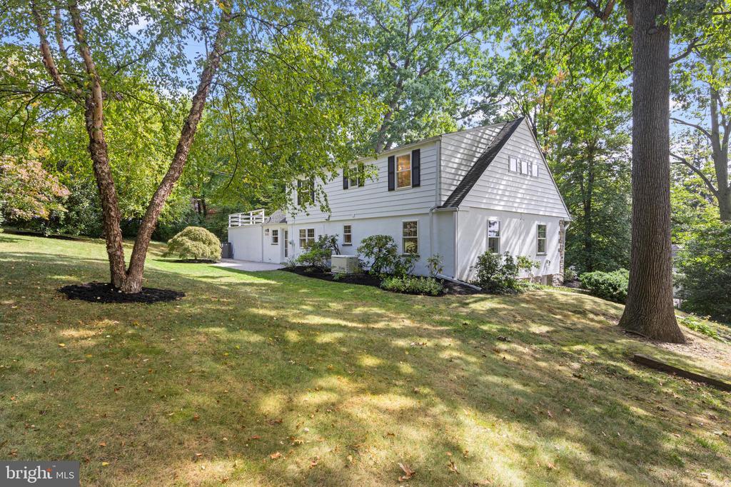 807 EAGLE ROAD