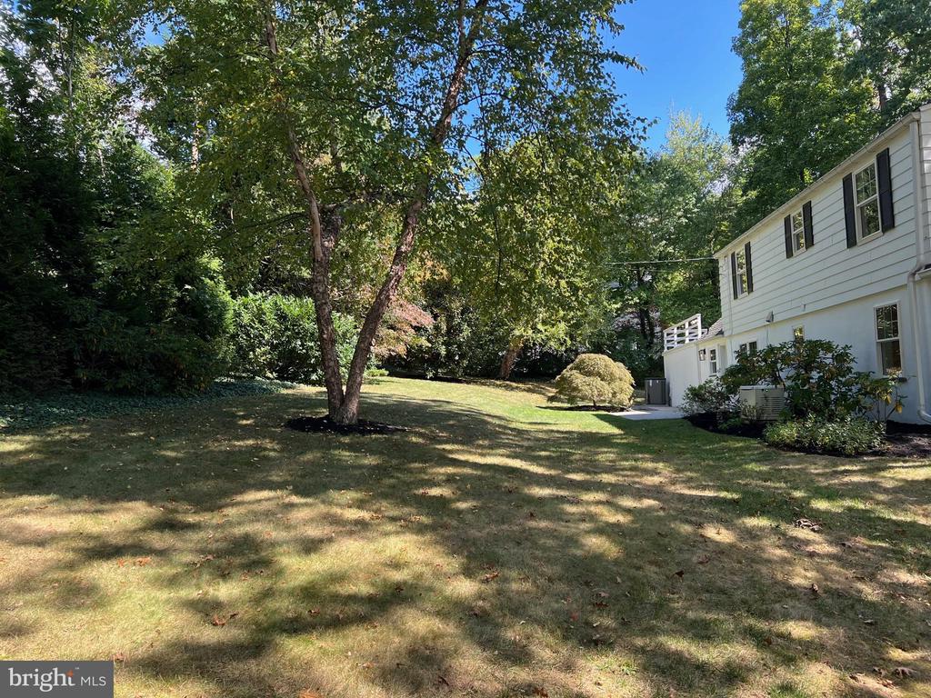 807 EAGLE ROAD