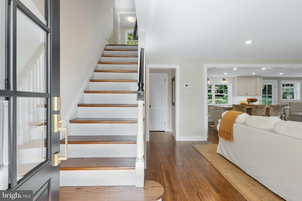 807 EAGLE ROAD