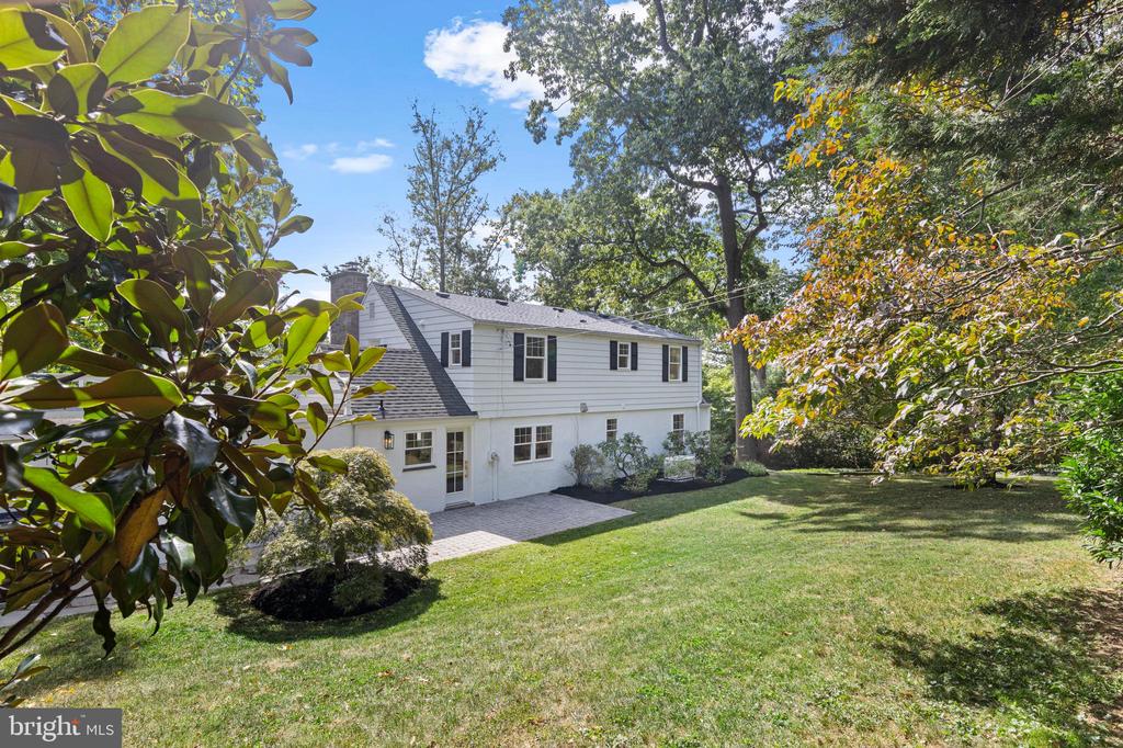 807 EAGLE ROAD