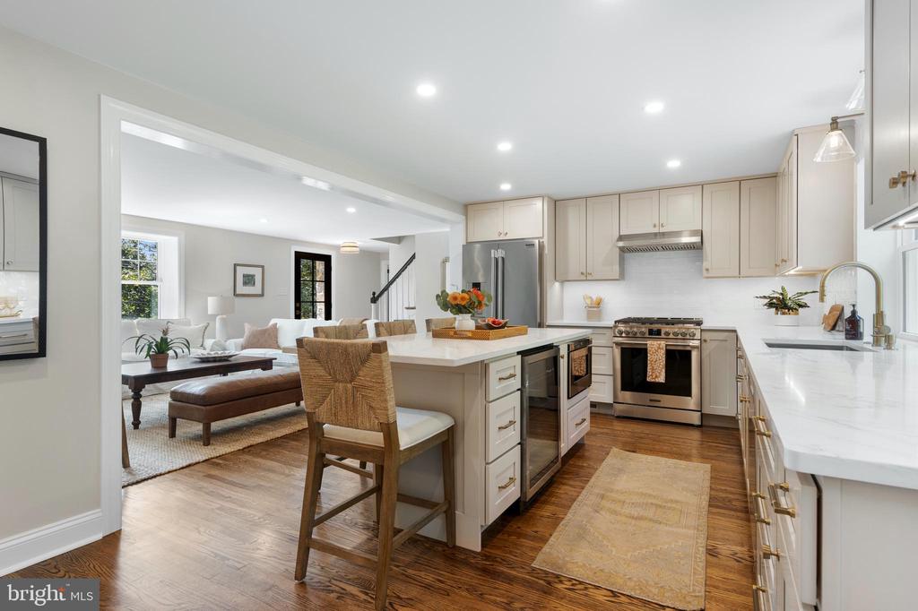 807 EAGLE ROAD