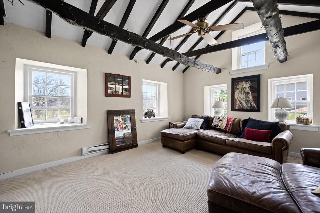 2346 WHITE HORSE ROAD