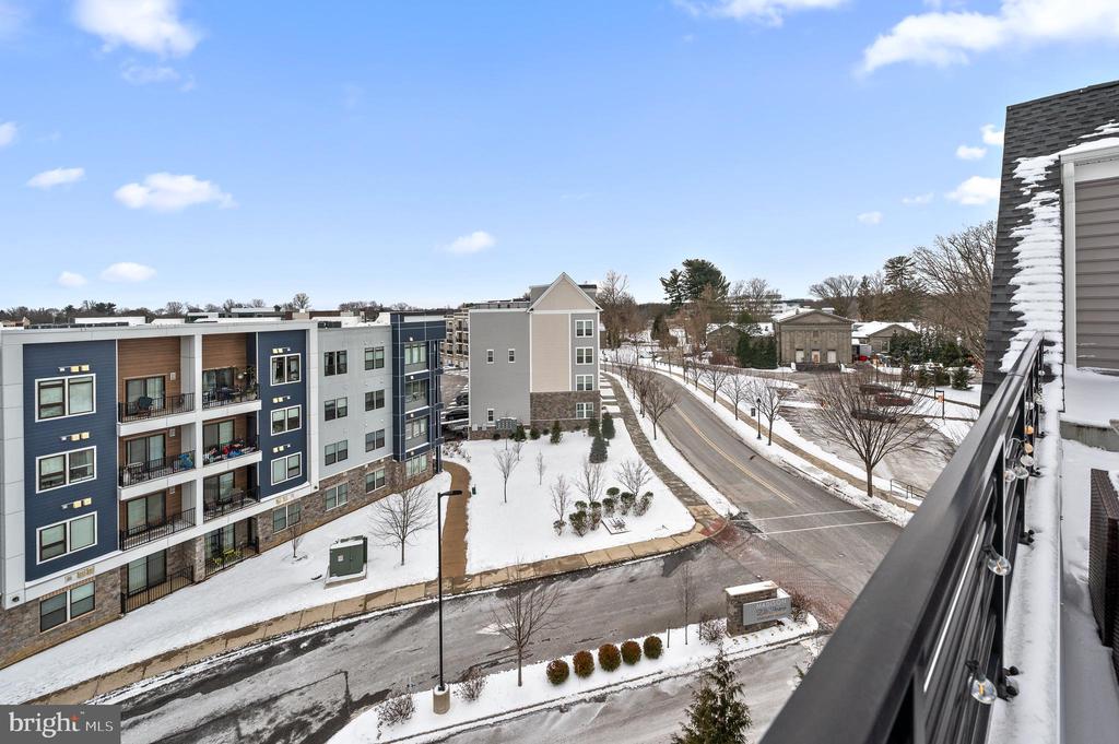 228 CHARLES ELLIS DRIVE
