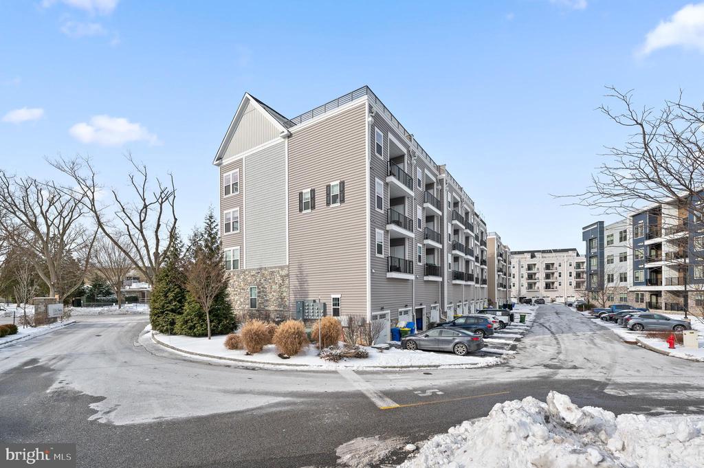 228 CHARLES ELLIS DRIVE