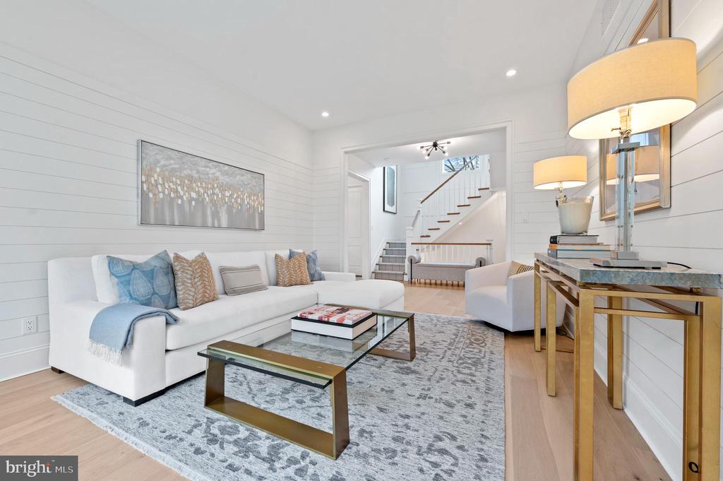 108 CAMBRIA CT