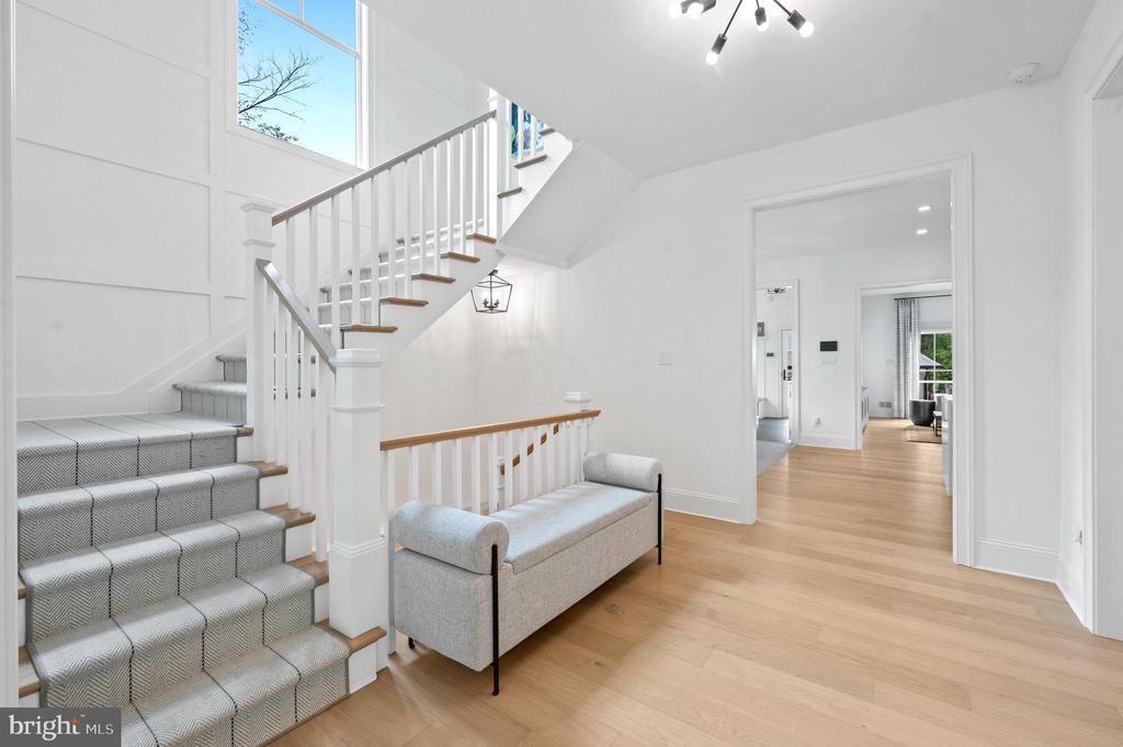 108 CAMBRIA CT