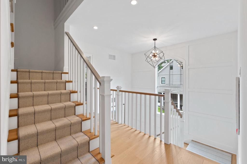 108 CAMBRIA CT