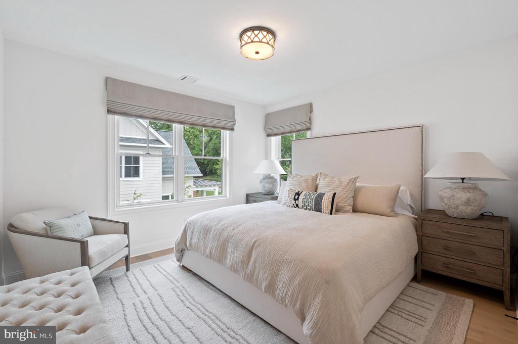 108 CAMBRIA CT