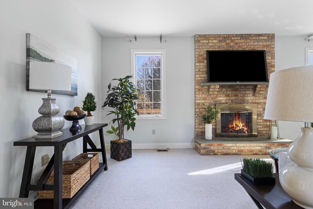 10 BAYBERRY DRIVE