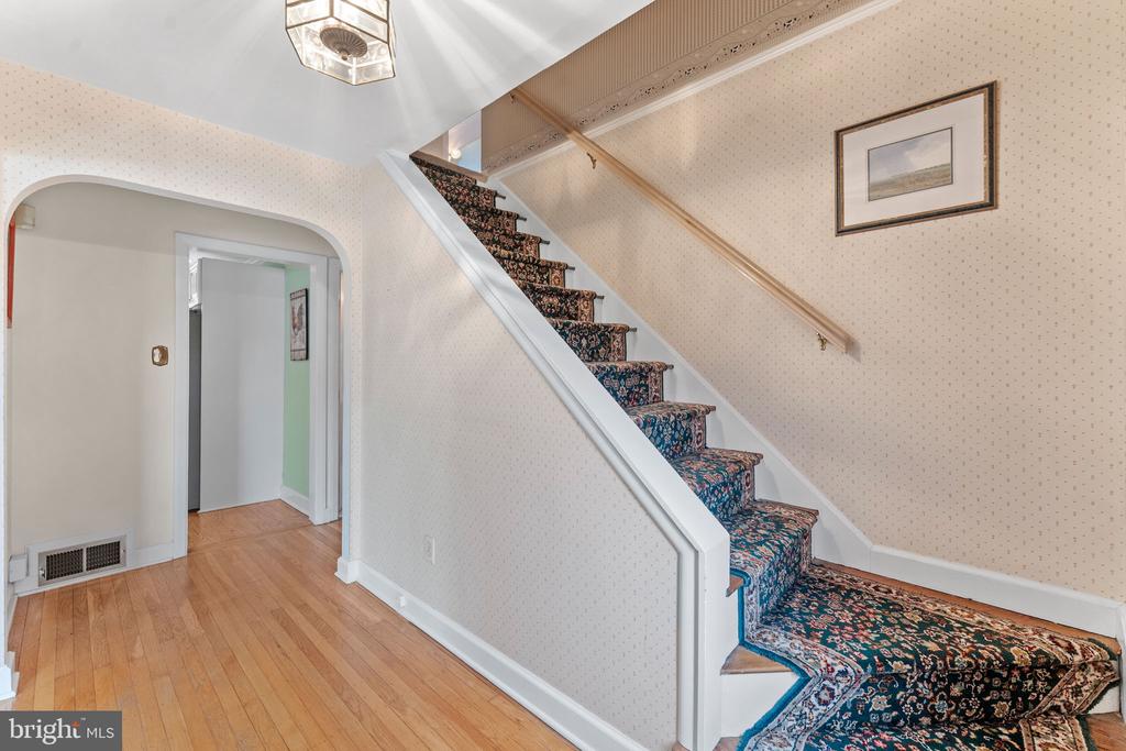 444 LOUELLA AVENUE