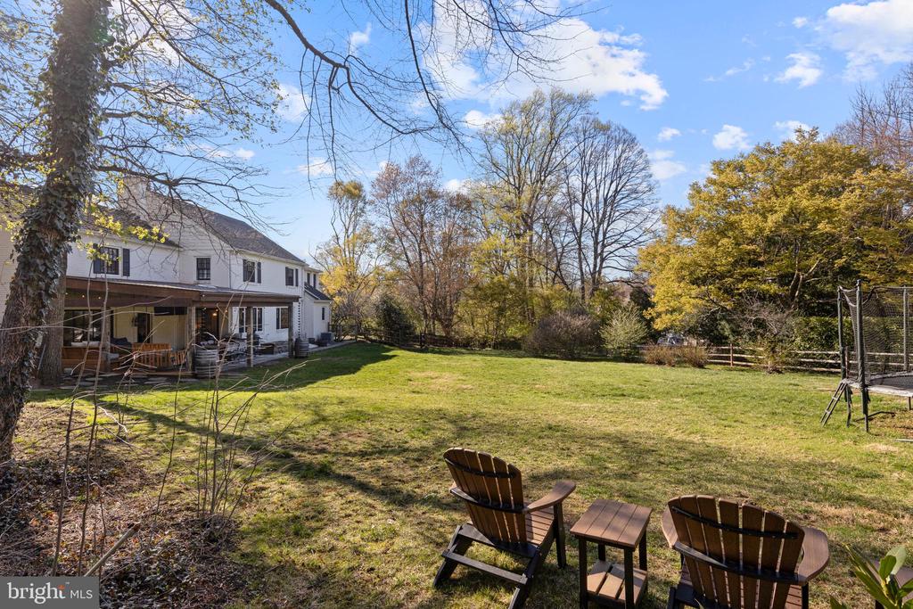 107 ASHWOOD ROAD