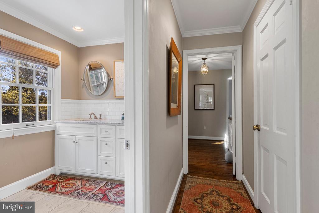 107 ASHWOOD ROAD