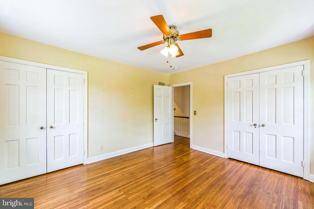 320 OVERHILL ROAD