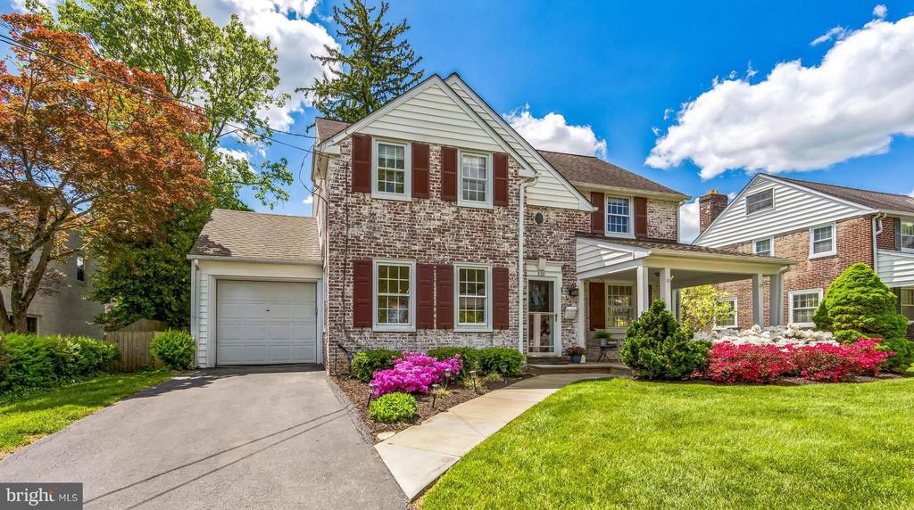 320 OVERHILL ROAD