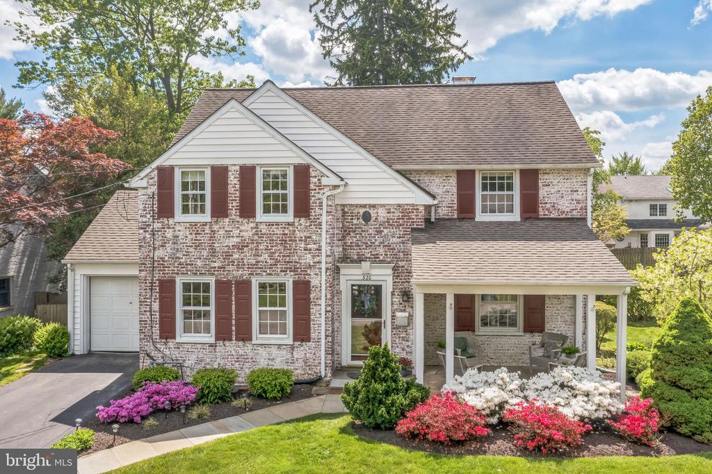 320 OVERHILL ROAD