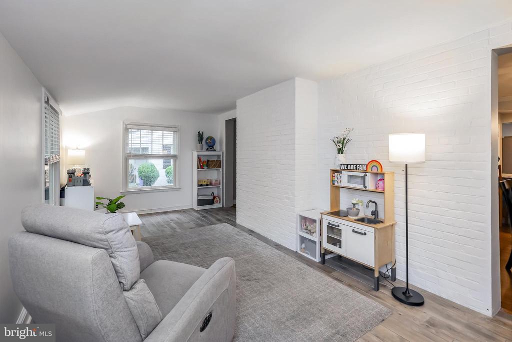 2710 PRESCOTT ROAD