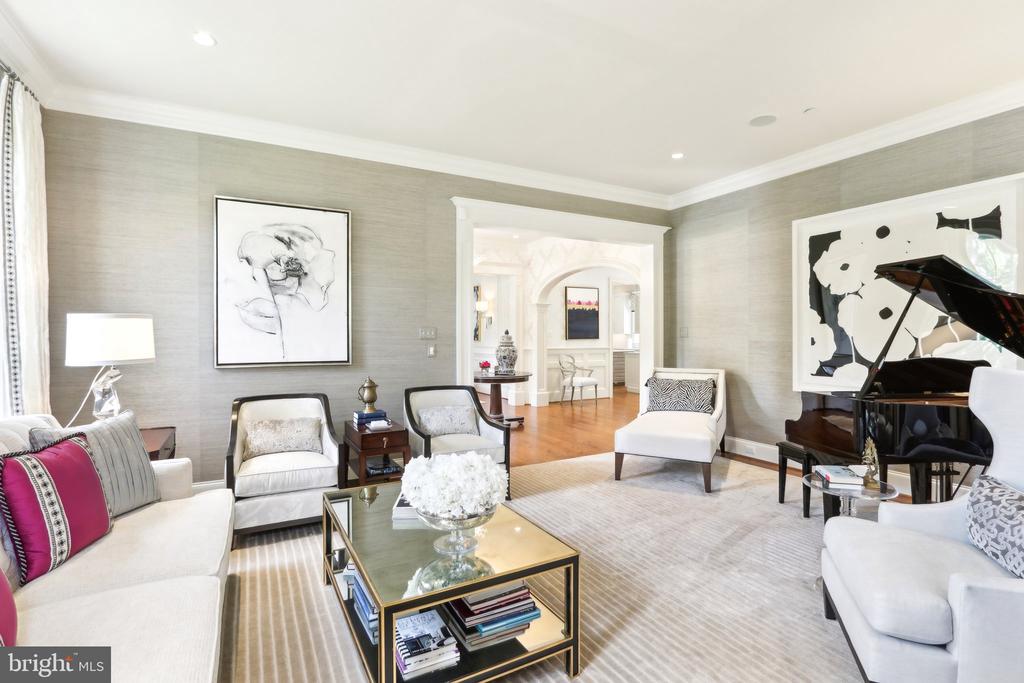 51 FARRIER LANE