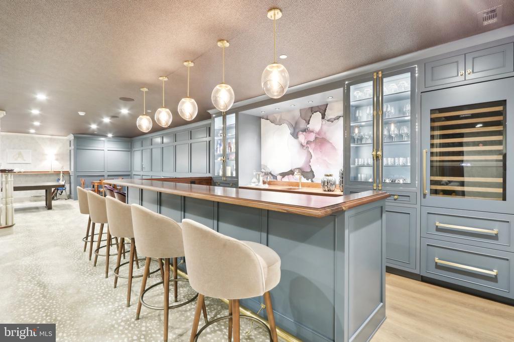 51 FARRIER LANE