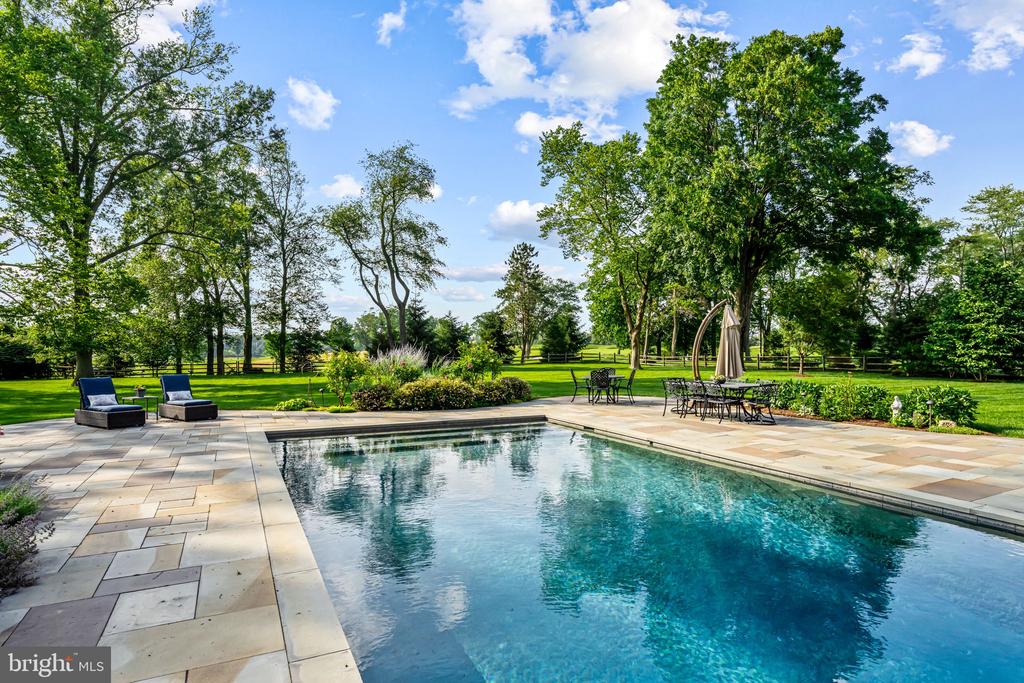 3537 SAWMILL ROAD