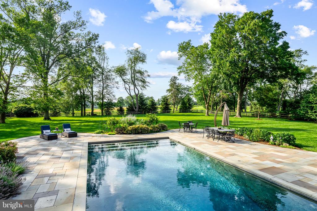 3537 SAWMILL ROAD