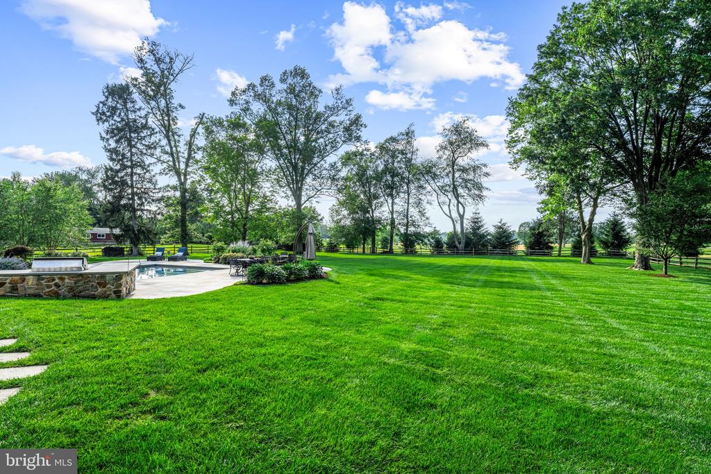 3537 SAWMILL ROAD