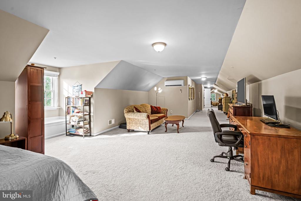 3537 SAWMILL ROAD