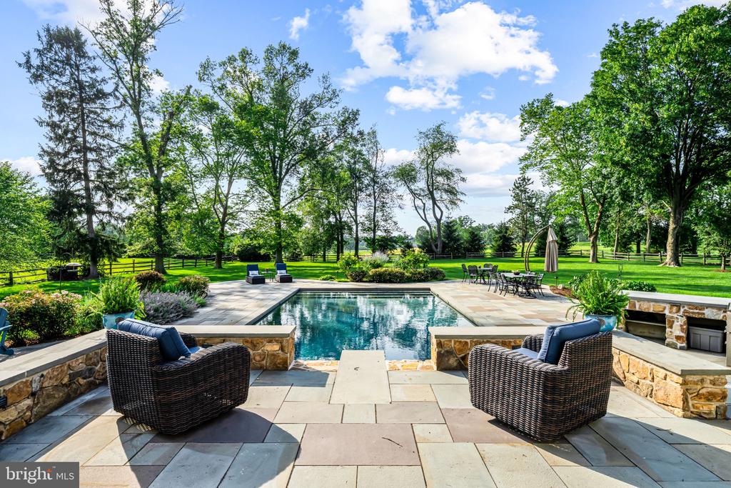 3537 SAWMILL ROAD