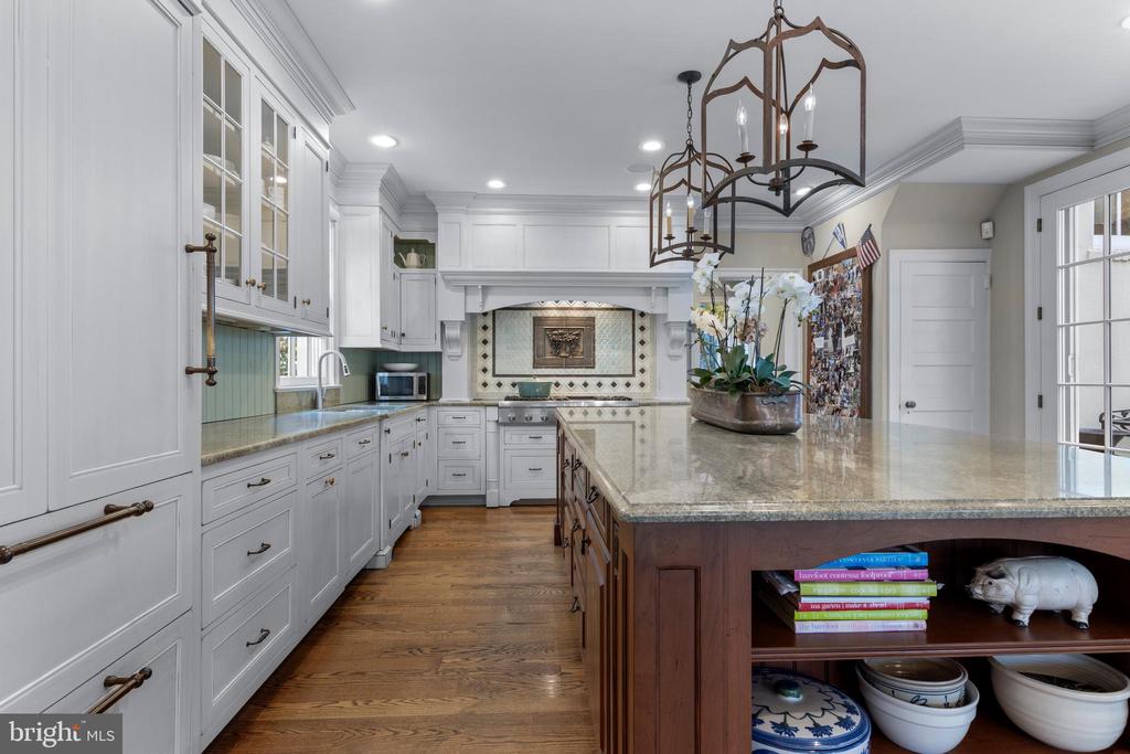 103 ASHWOOD ROAD