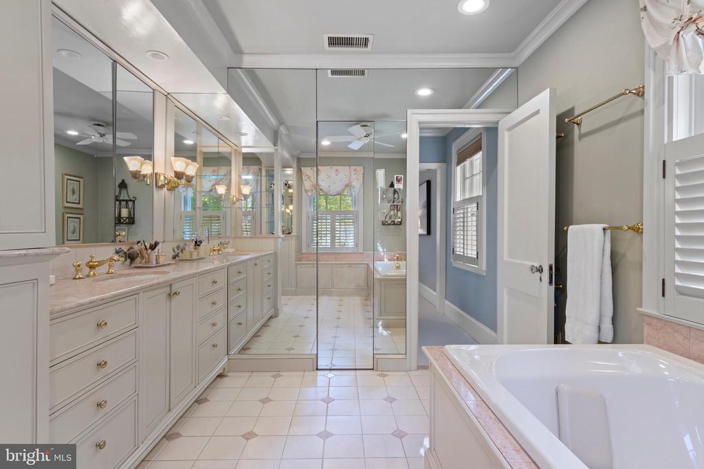 103 ASHWOOD ROAD