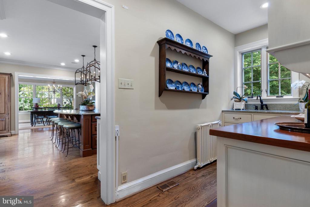 103 ASHWOOD ROAD