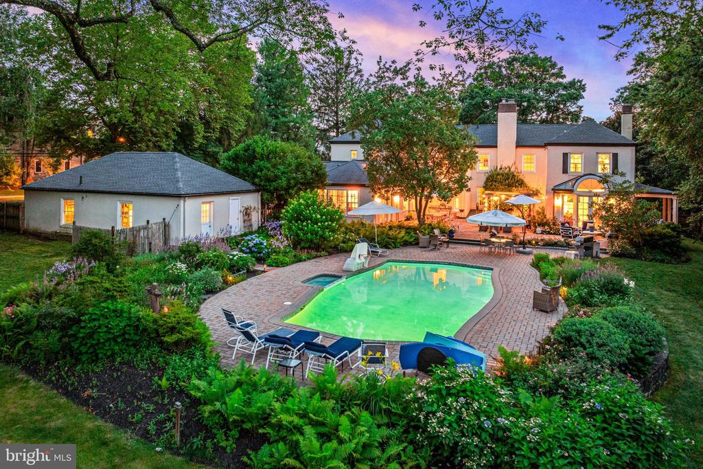 103 ASHWOOD ROAD