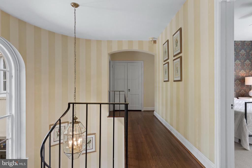 103 ASHWOOD ROAD